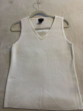 EVIE Cream Ribbed V-Neck Tank Top